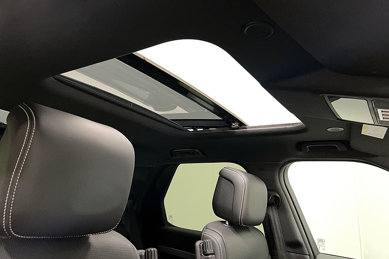 2023 (73) LAND ROVER DISCOVERY 3.0 D300 Dynamic SE 5dr Auto 5291750