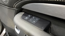 2023 (73) LAND ROVER DISCOVERY 3.0 D300 Dynamic SE 5dr Auto 5291742