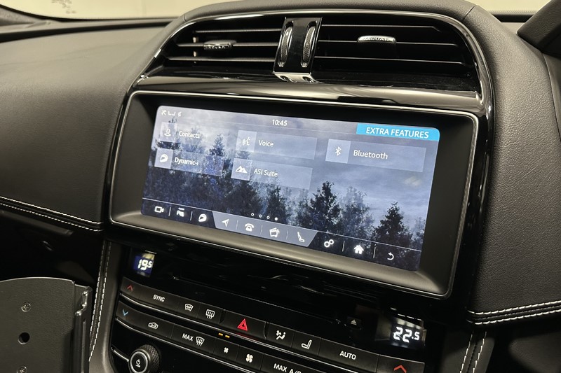 2020 (20) JAGUAR F-PACE 5.0 Supercharged V8 SVR 5dr Auto AWD 5219388