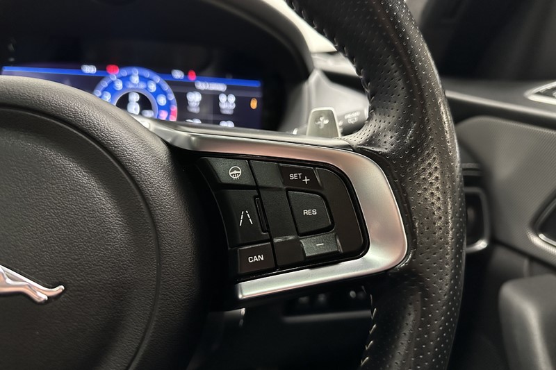 2020 (20) JAGUAR F-PACE 5.0 Supercharged V8 SVR 5dr Auto AWD 5219381