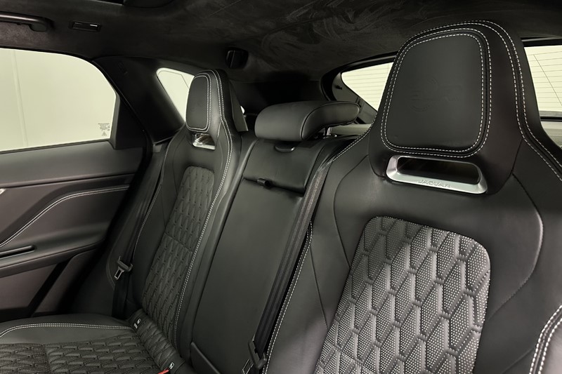 2020 (20) JAGUAR F-PACE 5.0 Supercharged V8 SVR 5dr Auto AWD 5219395