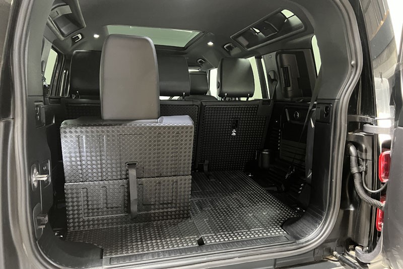 2024 (24) LAND ROVER DEFENDER 3.0 D250 X-Dynamic HSE 110 5dr Auto [7 Seat] 5204331