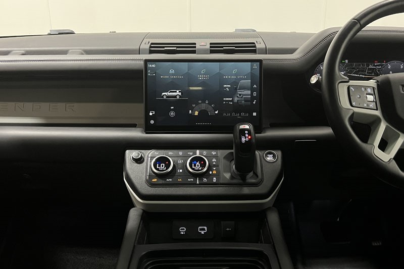 2024 (24) LAND ROVER DEFENDER 3.0 D250 X-Dynamic HSE 110 5dr Auto [7 Seat] 5204301