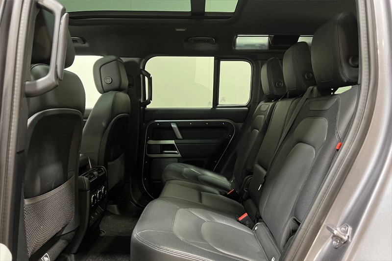 2024 (24) LAND ROVER DEFENDER 3.0 D250 X-Dynamic HSE 110 5dr Auto [7 Seat] 5204295