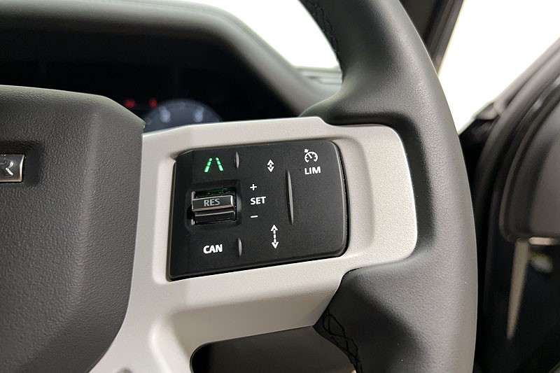 2025 (25) LAND ROVER COMMERCIAL DEFENDER 3.0 D250 Hard Top X-Dynamic SE Auto 5214311