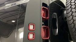 2025 (25) LAND ROVER COMMERCIAL DEFENDER 3.0 D250 Hard Top X-Dynamic SE Auto 5214329