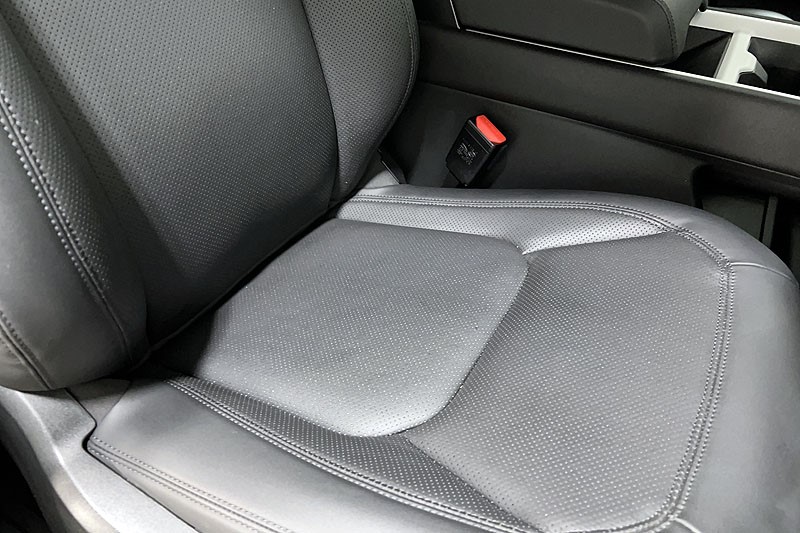 2025 (25) LAND ROVER COMMERCIAL DEFENDER 3.0 D250 Hard Top X-Dynamic SE Auto 5214306