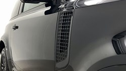 2025 (25) LAND ROVER COMMERCIAL DEFENDER 3.0 D250 Hard Top X-Dynamic SE Auto 5214337