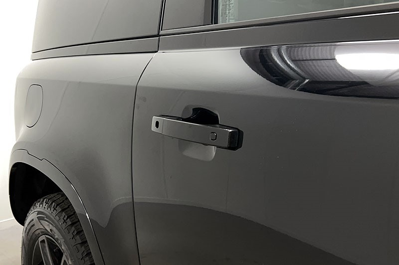 2025 (25) LAND ROVER COMMERCIAL DEFENDER 3.0 D250 Hard Top X-Dynamic SE Auto 5214334