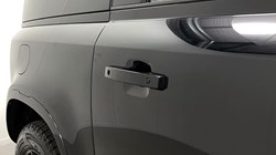 2025 (25) LAND ROVER COMMERCIAL DEFENDER 3.0 D250 Hard Top X-Dynamic SE Auto 5214334