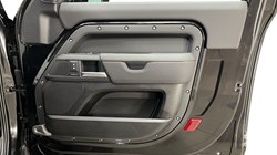 2025 (25) LAND ROVER COMMERCIAL DEFENDER 3.0 D250 Hard Top X-Dynamic SE Auto 5214301