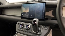 2025 (25) LAND ROVER COMMERCIAL DEFENDER 3.0 D250 Hard Top X-Dynamic SE Auto 5214314