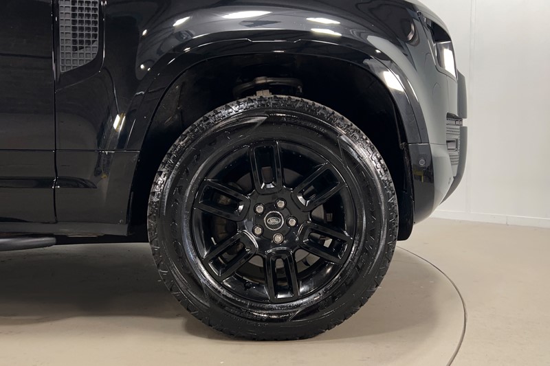 2025 (25) LAND ROVER COMMERCIAL DEFENDER 3.0 D250 Hard Top X-Dynamic SE Auto 5214296