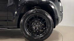 2025 (25) LAND ROVER COMMERCIAL DEFENDER 3.0 D250 Hard Top X-Dynamic SE Auto 5214296