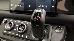 2025 (25) LAND ROVER COMMERCIAL DEFENDER 3.0 D250 Hard Top X-Dynamic SE Auto 5214316