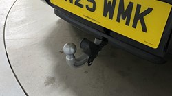 2025 (25) LAND ROVER COMMERCIAL DEFENDER 3.0 D250 Hard Top X-Dynamic SE Auto 5214332