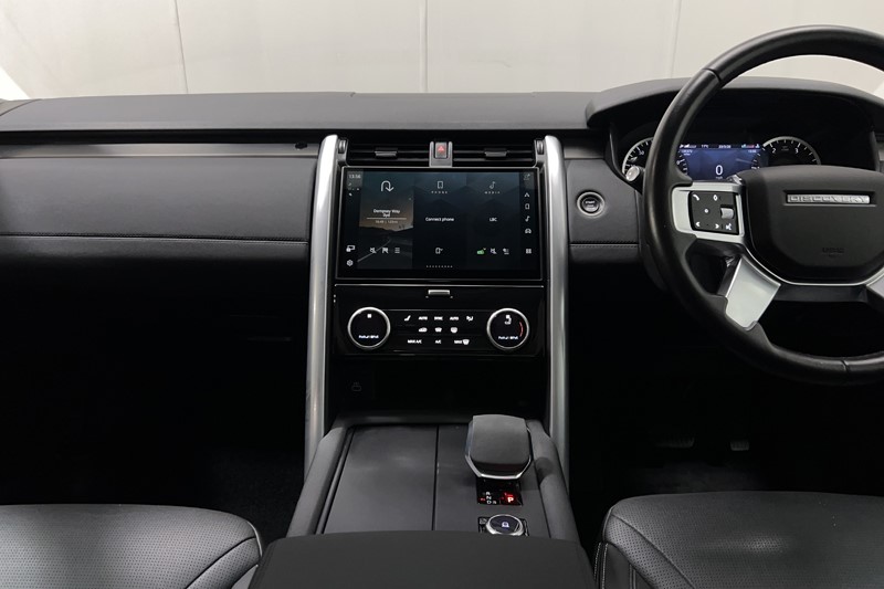 2023 (23) LAND ROVER DISCOVERY 3.0 D300 S 5dr Auto 5210352