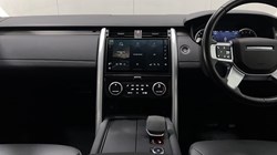 2023 (23) LAND ROVER DISCOVERY 3.0 D300 S 5dr Auto 5210352