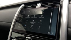 2023 (23) LAND ROVER DISCOVERY 3.0 D300 S 5dr Auto 5210374