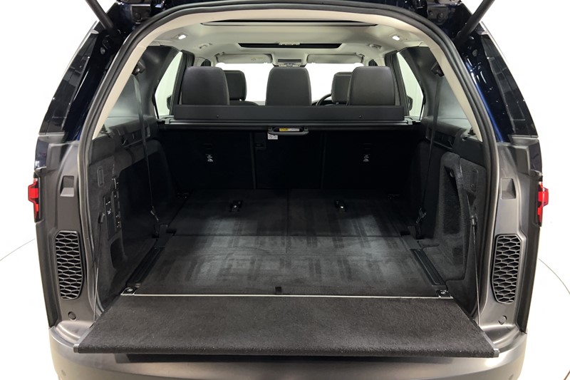 2023 (23) LAND ROVER DISCOVERY 3.0 D300 S 5dr Auto 5210388