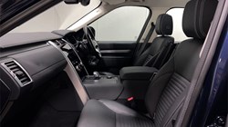 2023 (23) LAND ROVER DISCOVERY 3.0 D300 S 5dr Auto 5210345