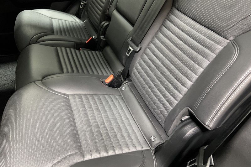 2023 (23) LAND ROVER DISCOVERY 3.0 D300 S 5dr Auto 5210384