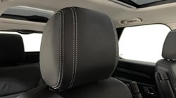 2023 (23) LAND ROVER DISCOVERY 3.0 D300 S 5dr Auto 5210361