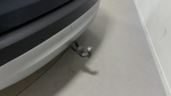 2023 (23) LAND ROVER DISCOVERY 3.0 D300 S 5dr Auto 5210394