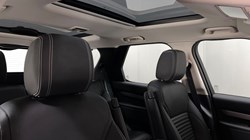 2023 (23) LAND ROVER DISCOVERY 3.0 D300 S 5dr Auto 5210360