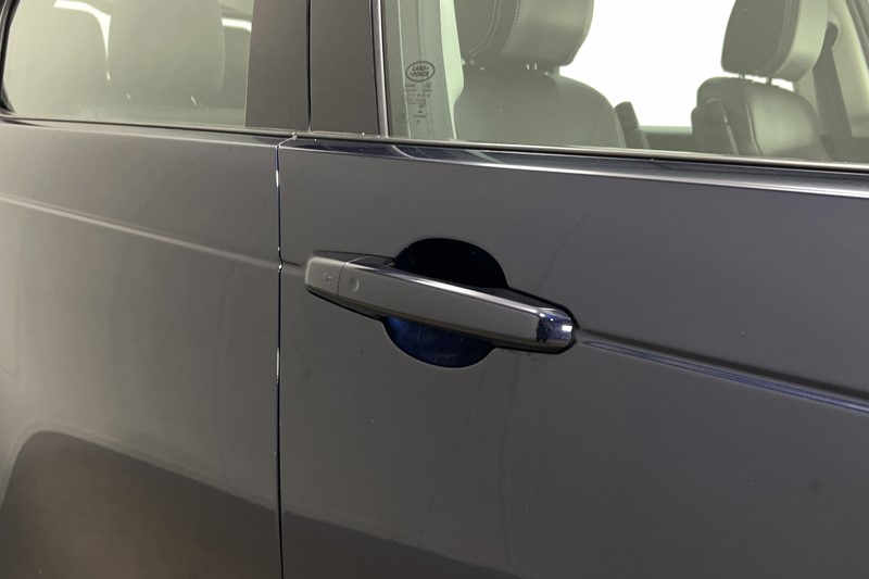 2023 (23) LAND ROVER DISCOVERY 3.0 D300 S 5dr Auto 5210401