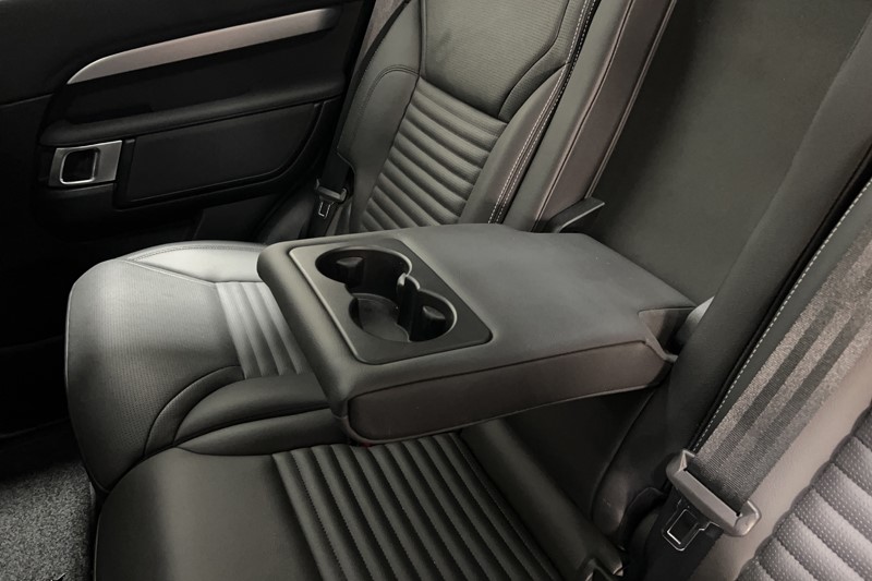 2023 (23) LAND ROVER DISCOVERY 3.0 D300 S 5dr Auto 5210386