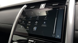 2023 (23) LAND ROVER DISCOVERY 3.0 D300 S 5dr Auto 5210375