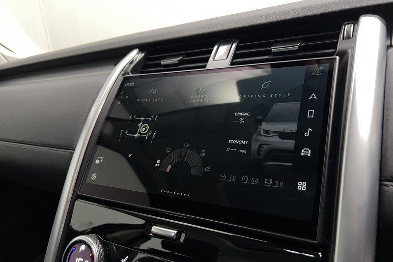 2023 (23) LAND ROVER DISCOVERY 3.0 D300 S 5dr Auto 5210371