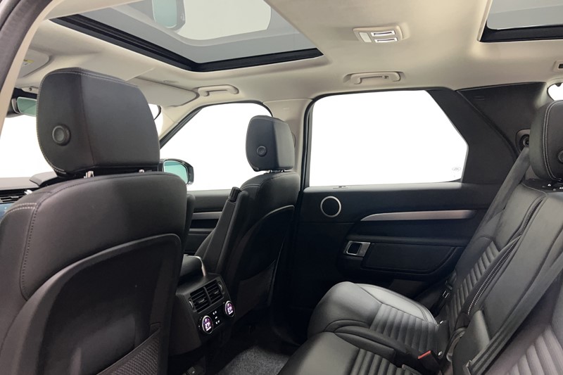 2023 (23) LAND ROVER DISCOVERY 3.0 D300 S 5dr Auto 5210382