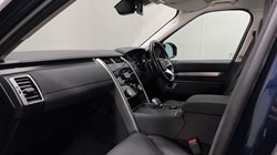 2023 (23) LAND ROVER DISCOVERY 3.0 D300 S 5dr Auto 5210379