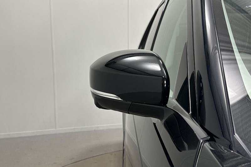 2025 (74) LAND ROVER DISCOVERY 3.0 D350 Dynamic SE 5dr Auto 5209559