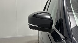 2025 (74) LAND ROVER DISCOVERY 3.0 D350 Dynamic SE 5dr Auto 5209559