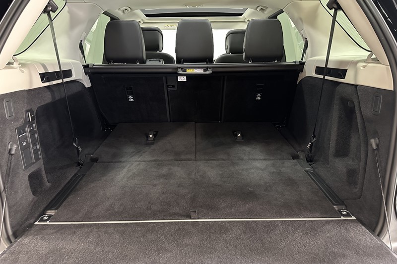 2025 (74) LAND ROVER DISCOVERY 3.0 D350 Dynamic SE 5dr Auto 5209551