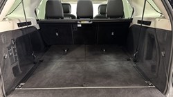 2025 (74) LAND ROVER DISCOVERY 3.0 D350 Dynamic SE 5dr Auto 5209551