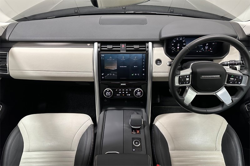 2025 (74) LAND ROVER DISCOVERY 3.0 D350 Dynamic SE 5dr Auto 5209514