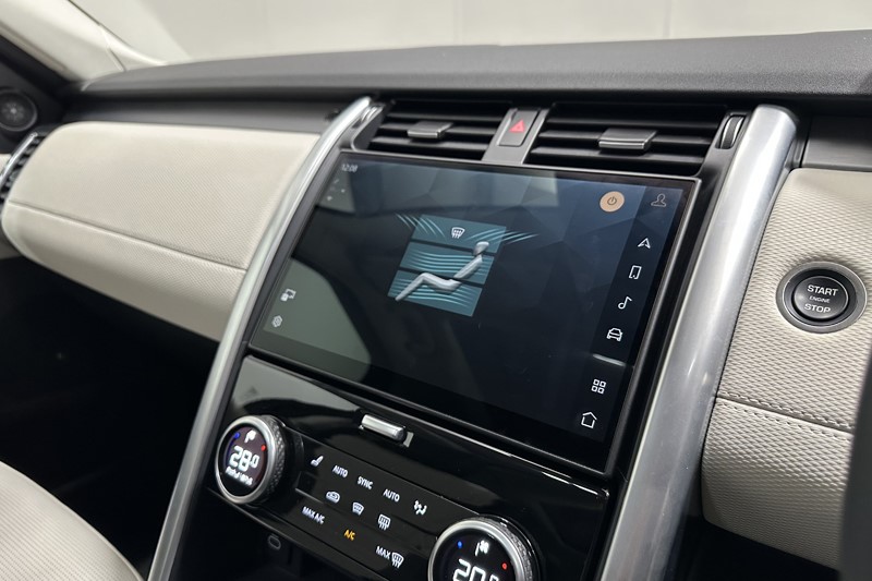 2025 (74) LAND ROVER DISCOVERY 3.0 D350 Dynamic SE 5dr Auto 5209543