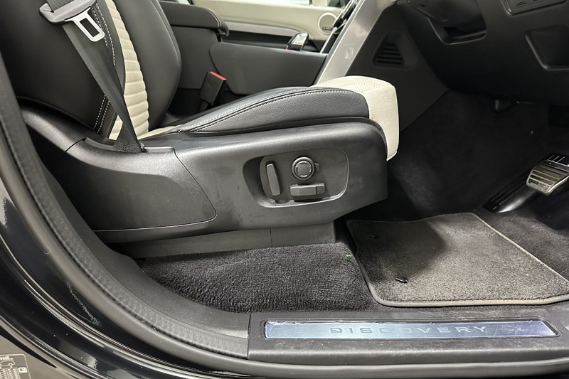 2025 (74) LAND ROVER DISCOVERY 3.0 D350 Dynamic SE 5dr Auto 5209523