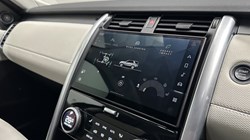 2025 (74) LAND ROVER DISCOVERY 3.0 D350 Dynamic SE 5dr Auto 5209535