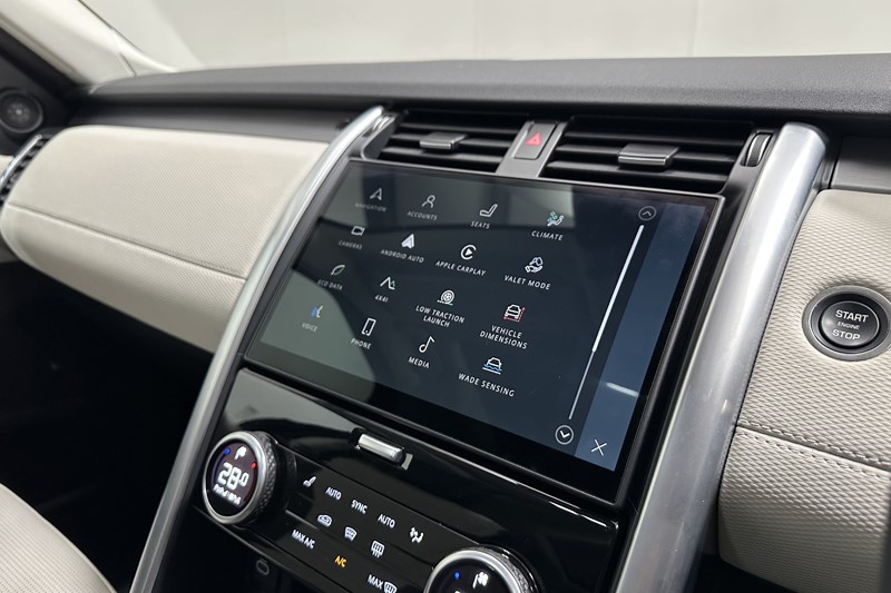 2025 (74) LAND ROVER DISCOVERY 3.0 D350 Dynamic SE 5dr Auto 5209540