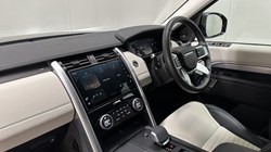 2025 (74) LAND ROVER DISCOVERY 3.0 D350 Dynamic SE 5dr Auto 5209545