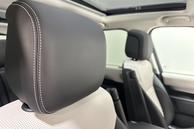 2025 (74) LAND ROVER DISCOVERY 3.0 D350 Dynamic SE 5dr Auto 5209526