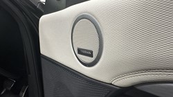 2025 (74) LAND ROVER DISCOVERY 3.0 D350 Dynamic SE 5dr Auto 5209521