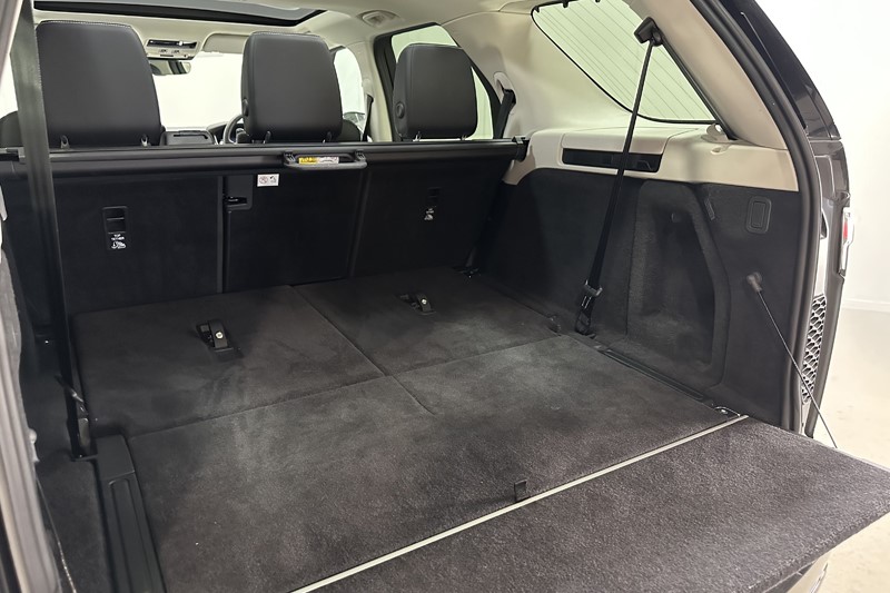 2025 (74) LAND ROVER DISCOVERY 3.0 D350 Dynamic SE 5dr Auto 5209552