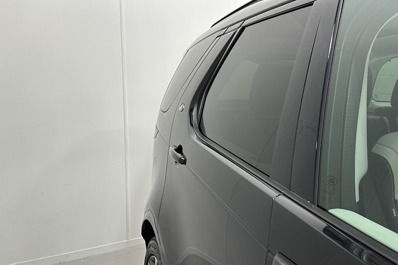 2025 (74) LAND ROVER DISCOVERY 3.0 D350 Dynamic SE 5dr Auto 5209558