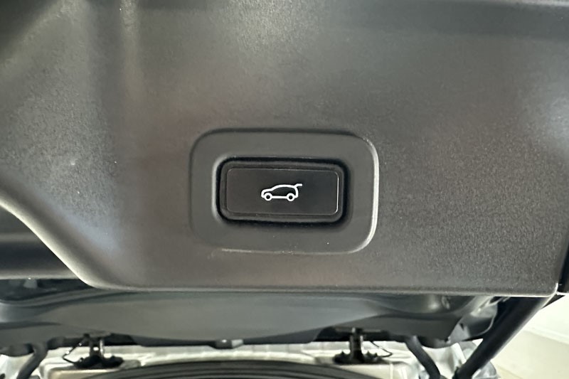 2020 (20) LAND ROVER RANGE ROVER EVOQUE 2.0 D180 R-Dynamic SE 5dr Auto 5350673
